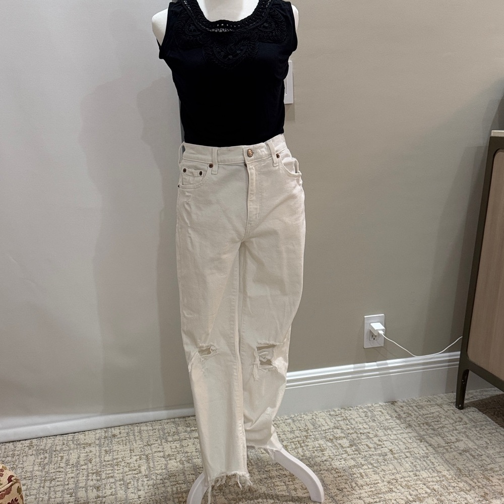 Casual white Distressed Boyfriend Jeans
